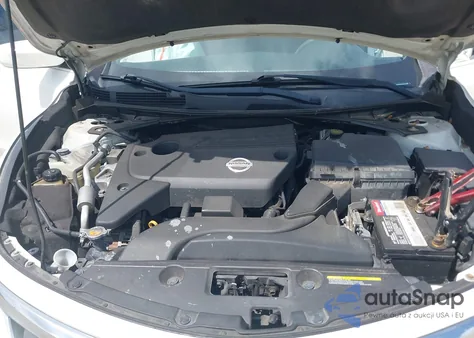 2015 Nissan Altima 2.5 S z USA, uszkodzony, nr VIN 1N4AL3AP9FN321531